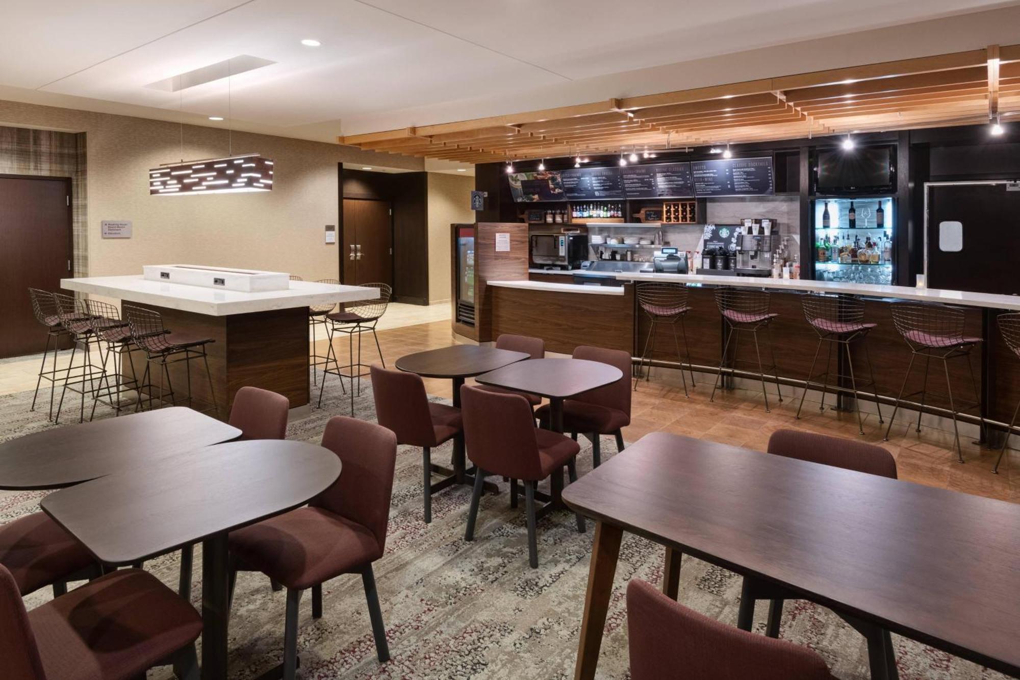 Courtyard By Marriott Pittsburgh Washington Meadow Lands Hotell Exteriör bild
