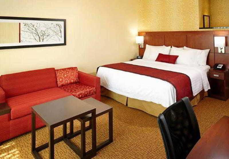 Courtyard By Marriott Pittsburgh Washington Meadow Lands Hotell Exteriör bild