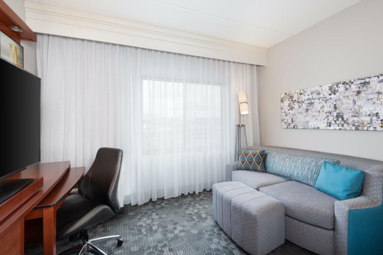 Courtyard By Marriott Pittsburgh Washington Meadow Lands Hotell Exteriör bild